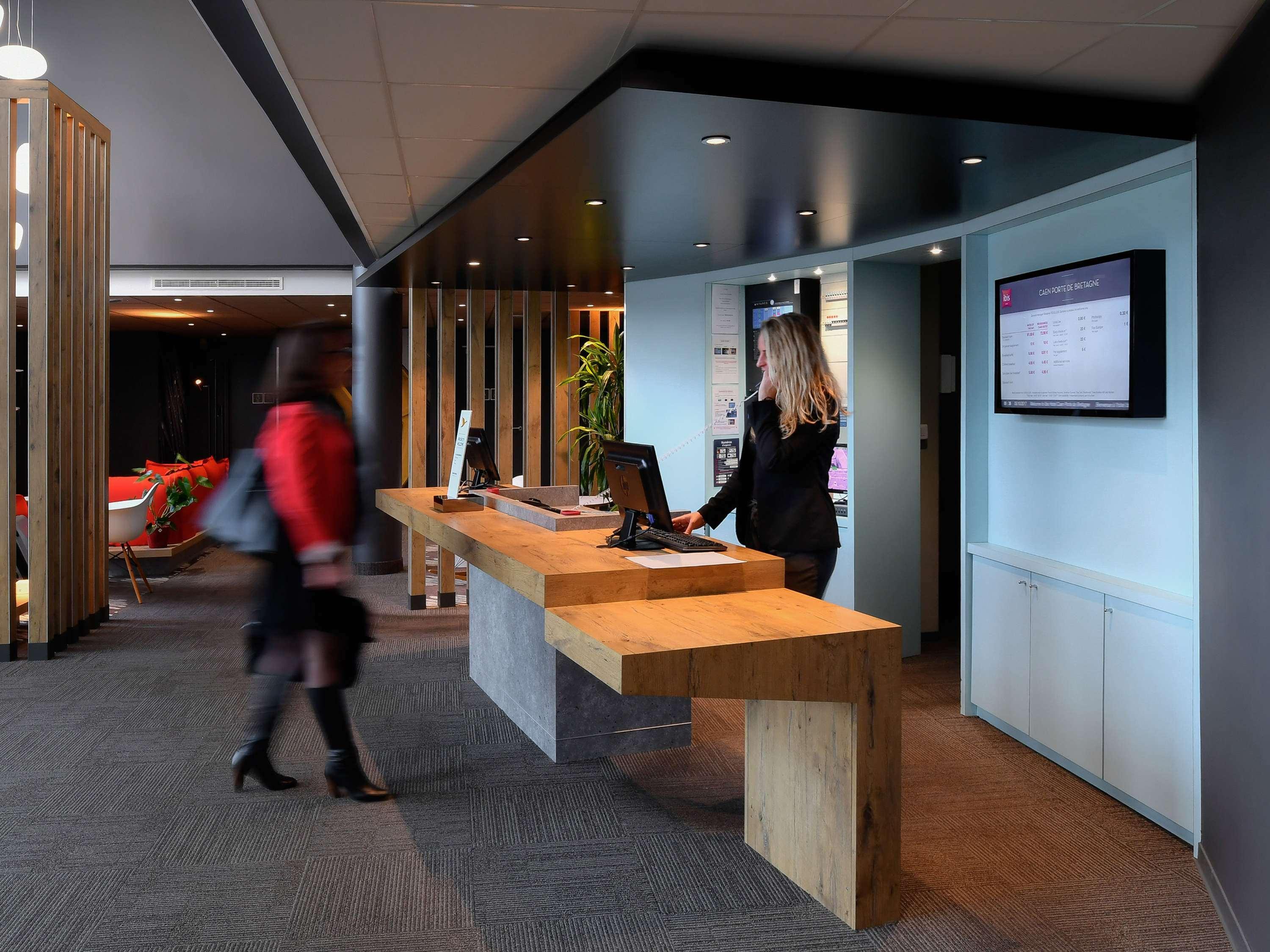 Ibis Budget Caen Porte De Bretagne Bretteville-sur-Odon Kültér fotó
