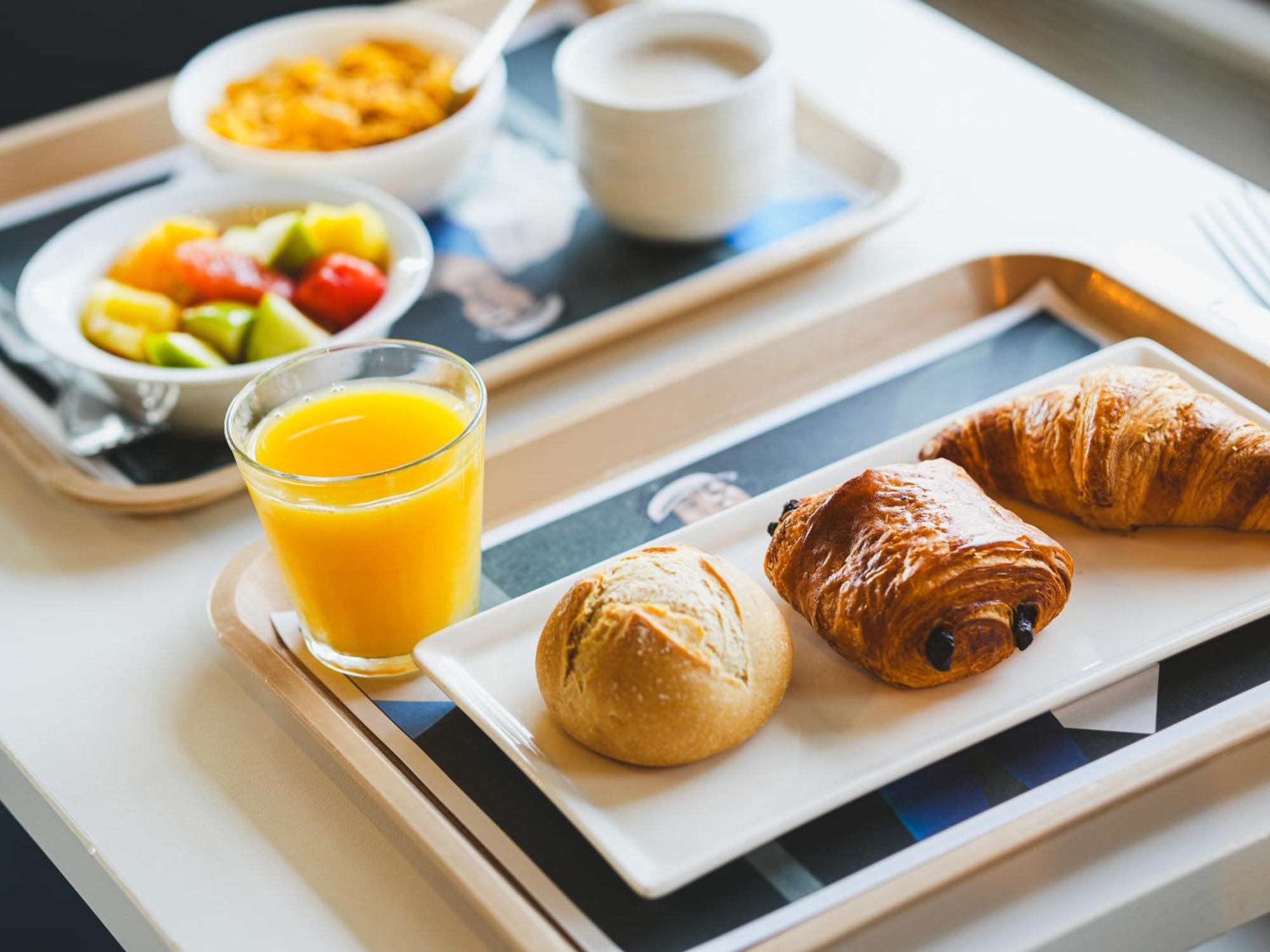 Ibis Budget Caen Porte De Bretagne Bretteville-sur-Odon Kültér fotó