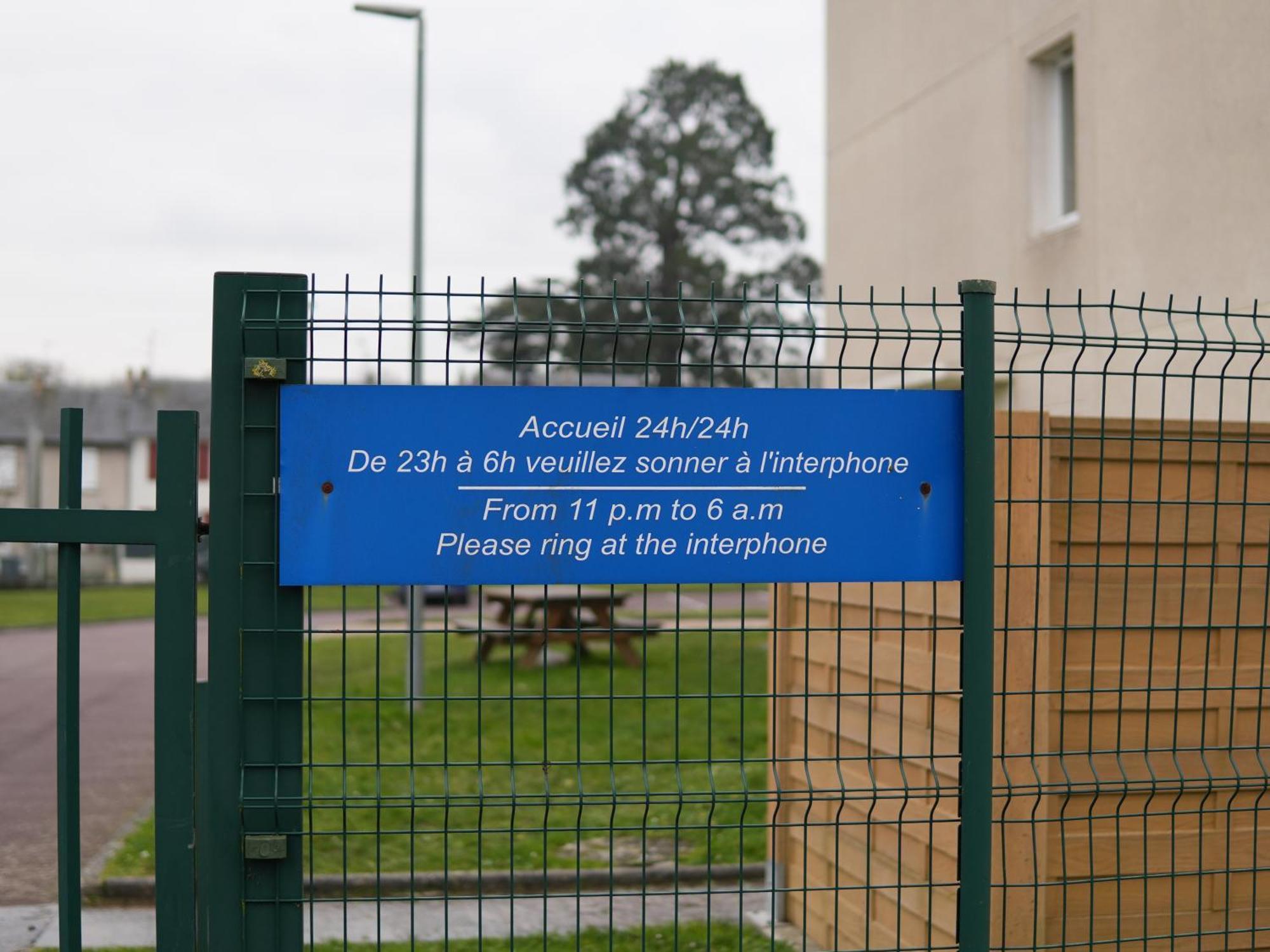 Ibis Budget Caen Porte De Bretagne Bretteville-sur-Odon Kültér fotó