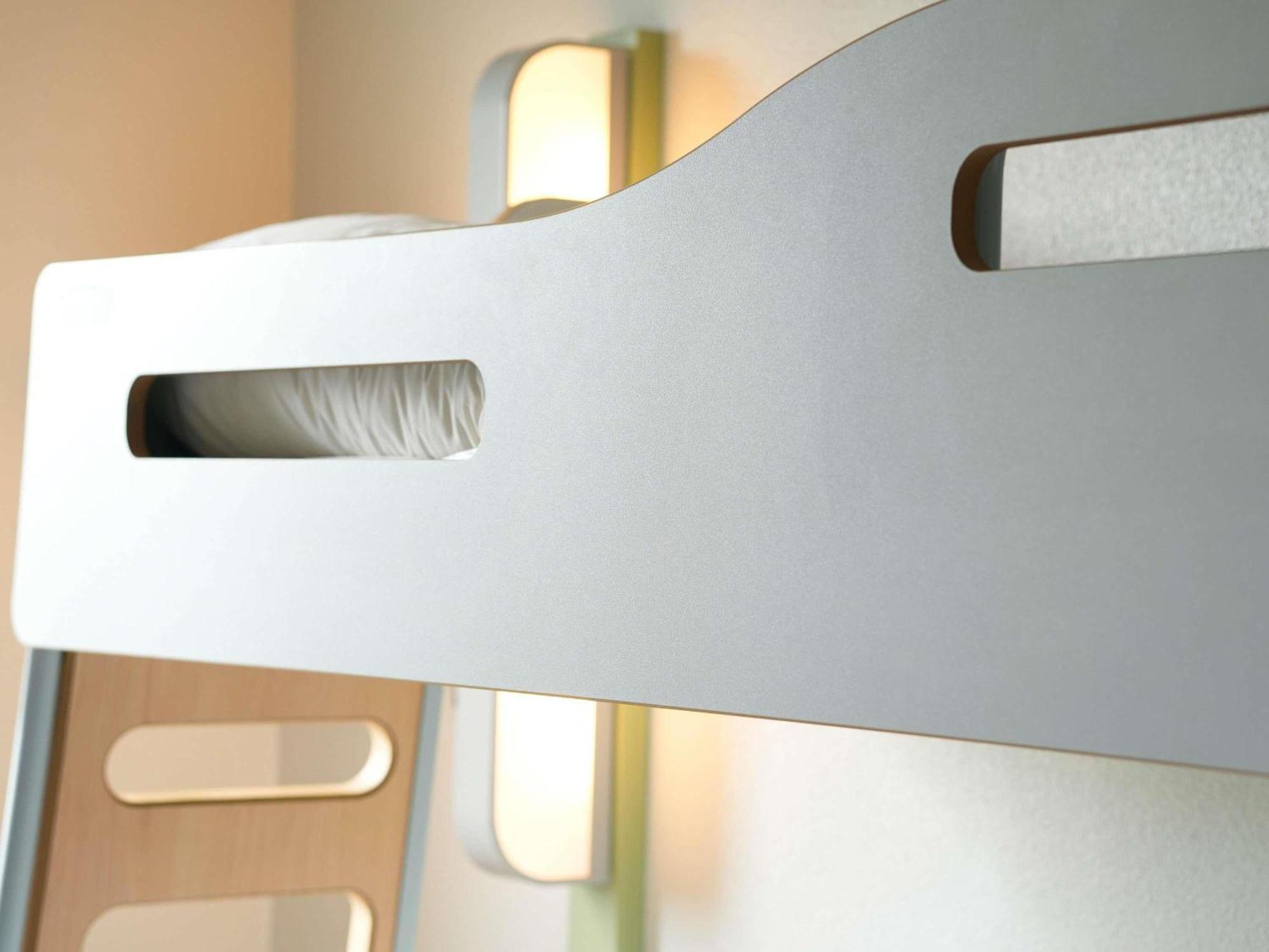 Ibis Budget Caen Porte De Bretagne Bretteville-sur-Odon Kültér fotó